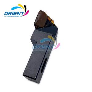 Qualité 1 pièce 3000.5473.4 Lame de fraisage 63x20x20mm Plaquette de fraisage 63*20*20mm pour tête de fraisage principale de relieuse Muller <span class=keywords><strong>Martini</strong></span> - Product Image 4