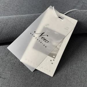 Etiqueta Colgante de Papel con Textura de Lichi y Patrón Milán Personalizado, Etiqueta Colgante de <span class=keywords><strong>Goma</strong></span> Suave EVA, Etiqueta Colgante de PVC para Ropa de Hombre y Mujer - Product Image 3