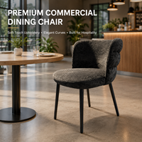 Chaise de salle à manger pour l'hôtellerie, dossier incurvé tressé couleur anthracite, assise rembourrée arrondie, pieds coniques