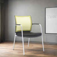 Chaise de bureau de conférence à 4 pieds en maille respirante confortable au design GS-1773 moderne pour la réception des visiteurs avec accoudoirs en PP