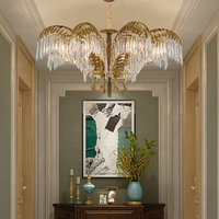 Lustre rétro en cristal et cuivre de style français, villa de style européen, restaurant luxueux et atmosphérique, chambre à coucher