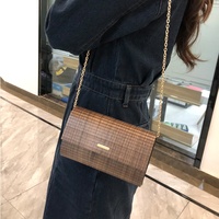 Dompet gaya Vintage wanita, dompet kayu warna coklat, tas selempang pesta pernikahan luar ruangan