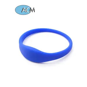 Waterproof NFC Silicone Bracelets Rfid Cashless Payment Wristband 13.56Mhz NFC Bracelet band