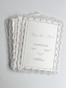 Invitaciones de Boda y Tarjetas de Reserva de Fecha Personalizadas con Detalles de Encaje de Inspiración Vintage para Novias 2026 - Product Image 5