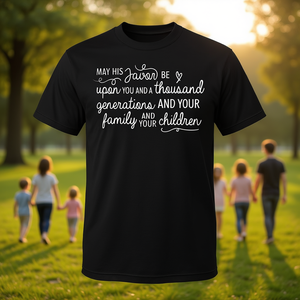 Que la miséricorde de Dieu soit avec vous et votre famille, t-shirt noir unisexe, taille adulte S M L XL XXL - Product Image 3