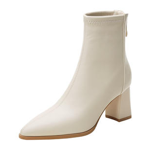 YT أحذية عالية في الكاحل بيضاء للنساء مع أحذية عصرية بسحاب خلفي للنساء أحذية بأنماط جديدة للنساء - Product Image 5