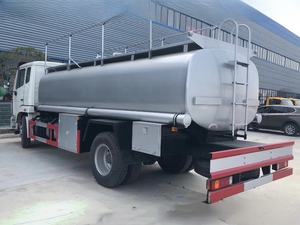 Dong Feng Mini camión <span class=keywords><strong>de</strong></span> reparto <span class=keywords><strong>de</strong></span> combustible 12000L Litros Camión cisterna <span class=keywords><strong>de</strong></span> combustible para la venta - Product Image 4