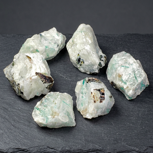 Cristales de Rozrin Tallados, Pulidos y con Formas Irregulares, Cristales con Temática de Amor, Coleccionable de Arte, Feng Shui - Product Image 3