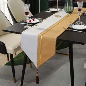 Taupe Geometric Patchwork runner da tavola in velluto con nappa in pelle dorata comò da caffè sciarpe decorazioni da tavola di lusso per la decorazione domestica - Product Image 1