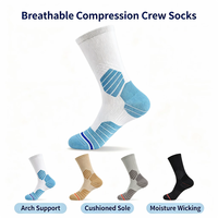 Chaussettes de sport de compression personnalisées en gros, chaussettes athlétiques unisexe avec soutien de la voûte plantaire pour le basketball et la course, prêtes à être expédiées en stock