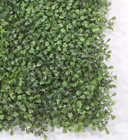 Murs de plantes artificielles de mariage, tapis d'herbe en matière plastique avec type de fleur pour les décorations de mariage