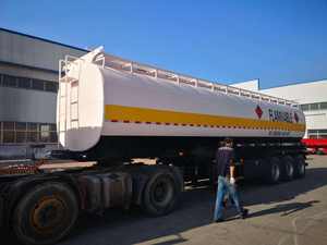 Remolque de Carga de Acero Inoxidable de 40000 Litros de Alta Calidad, el Más Vendido, para Camioneta, en Venta - Product Image 1