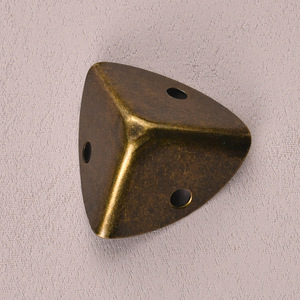 Jingmao <b>Corner</b> <b>Protector</b> Bronze 20mm For Wooden Gift Boxes Edge Protection - Product Image 1