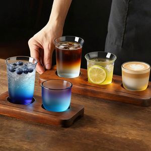 Plateau de présentation personnalisé en bois de noyer pour restaurants, expositions, dégustations, cafés, boissons, thé, 2/3 tasses à café, plateau à boissons - Product Image 1