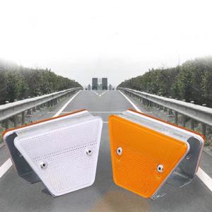 Alta reflexiva auto-luminosa liga de alumínio Microprism lente sinais de segurança rodoviária barreira IP68 estrada Guardrail estrada Delineator - Product Image 1