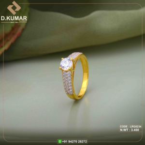 Anillo de Compromiso, Boda o Aniversario para Mujer, con Diamante Clásico de Corte Brillante Redondo, Oro Amarillo de 18K, Certificación BIS HALLMARK - Product Image 1