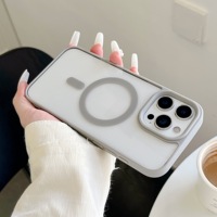 Étui de téléphone en TPU acrylique transparent magnétique de luxe, résistant aux chocs, avec bords électro-plaqués, compatible avec les modèles 11/12/13/14/17 Pro Max