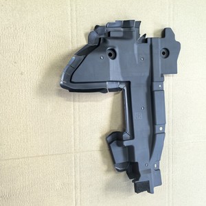 Plaque de protection latérale du réservoir d'eau Lexus 16593-70011 16595-70011 ABS pour LS500H LS350 2018 - Product Image 3