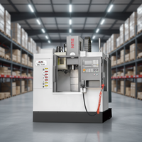 Mini centre d'usinage vertical CNC 3 axes BT40 automatique avec magazine d'outils 16T et guides linéaires pour le contrôle