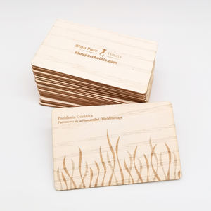 Impression et gravure laser personnalisées sur carte RFID en bois - Product Image 4