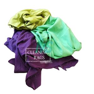 Vente en gros de chiffons de déchets de coton mutilé 10kg 25kg chiffons d'essuyage de t-shirt coupés en balle pour le nettoyage industriel marin - Product Image 1