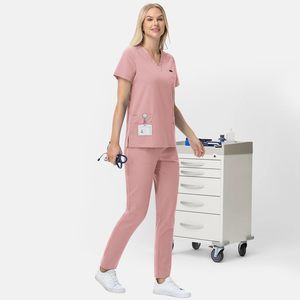 Ensemble de blouses médicales personnalisées deux pièces avec tenue médicale et blouses d'<span class=keywords><strong>infirmière</strong></span> pour infirmières pédiatriques en polyester bleu ciel avec OEM ODM - Product Image 2