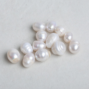 Perles d'eau douce en forme de riz de 12-13 mm en gros de Zhuji, perles filetées blanches, accessoires pour épingles à cheveux DIY, matière première, couleur rose - Product Image 5
