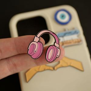 Pin Esmaltado Moderno con Grabado de Tendencia de Fábrica, con Icono de Ojo Turco, Corazón y Mano, para Decoración Diaria del Teléfono - Product Image 4