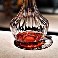 Carafe à vin en verre cristal haut de gamme, style européen, créative, à col long, avec prisme cascade rapide et bords droits, 1000 ml