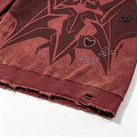 T-shirt vintage délavé à manches longues avec motif chauve-souris Kornit DTG, détails en strass, ourlet brut effiloché, style streetwear vieilli