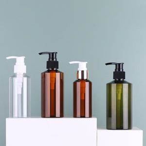 Bouteille de shampooing en plastique PET vide, ambrée, verte, transparente, avec pompe noire ou blanche, personnalisable avec logo, pour sérum et crème corporelle. - Product Image 5
