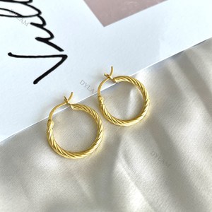 Dyslam – boucles d'oreilles torsadées en argent Sterling 925, boucles d'oreilles en argent plaqué 18K blanc, mode torsadée minimaliste - Product Image 5