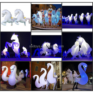 Caballos LED inflables portátiles personalizados para eventos <span class=keywords><strong>de</strong></span> desfile, fiesta blanca, rendimiento <span class=keywords><strong>de</strong></span> <span class=keywords><strong>circo</strong></span>, ropa <span class=keywords><strong>de</strong></span> caballos iluminada - Product Image 2