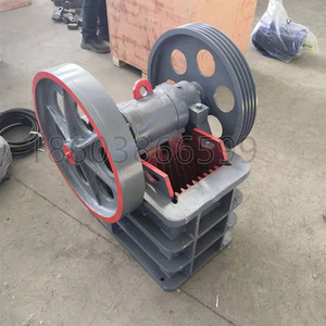 Trituradora de mandíbulas tipo 150 para ladrillos, bloques de cemento, residuos de construcción y trituración de piedra con motor AC, capacidad máxima de 15 t/h. - Product Image 3
