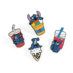 Dibujos animados lindo personalidad creativa cono de helado té de la leche estilo Stitch insignias de metal
