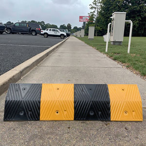 1000*350*50mm bosses de vitesse en caoutchouc de sécurité routière durables bosses de route en caoutchouc de chaussée - Product Image 1