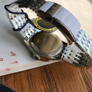 Reloj de Aviación Unisex de Lujo en Acero Inoxidable con Marcadores de Hora de Diamantes, Esfera Digital, Movimiento SEIKO, Cronógrafo, Estilo Breitling - Product Image 6