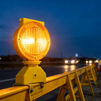 Feu de signalisation solaire de sécurité pour travaux routiers, cône de signalisation routière, lampe clignotante étanche, lumière LED d'urgence
