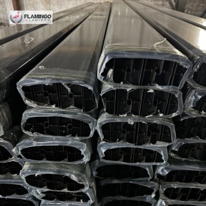 Profils <span class=keywords><strong>de</strong></span> joint d'<span class=keywords><strong>angle</strong></span> en alliage d'aluminium avec découpe <span class=keywords><strong>de</strong></span> précision CNC pour les panneaux <span class=keywords><strong>de</strong></span> revêtement mural d'<span class=keywords><strong>angle</strong></span> extérieur carrés - Product Image 5
