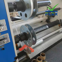 Machine de laminage industrielle PUR à chaud pour vêtements d'extérieur imperméables, film de tissu, laminatrice pour le traitement composite des vêtements