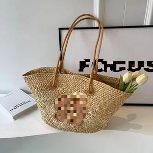 Sac à main de luxe pour femme, pochette tressée en osier tendance, sac à bandoulière en paille durable avec deux broderies et doublure en polyester - Product Image 4