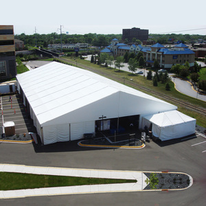 Tente d'activité extérieure en alliage d'aluminium Exposition de voitures Basketball Badminton <span class=keywords><strong>Location</strong></span> de tentes de mariage Stockage Serre industrielle - Product Image 2