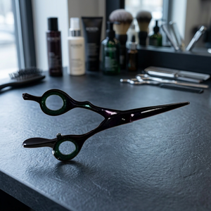 Cisailles de barbier professionnelles à domicile en acier de qualité salon bord de rasoir poignées confortables personnalisables EMS Logo pointu pour les cheveux - Product Image 4