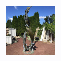 Sculpture de fontaine en bronze sirène et dauphin en métal personnalisé grandeur nature décoration de jardin coulée en laiton Statue de mer