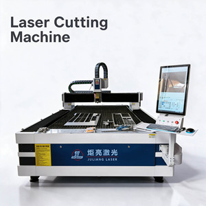 Máquina de Corte Láser de Fibra CNC RAYCUS de 1500W-3000W MAX con Cabezal de Corte Raytools y BM110, Refrigeración por Agua de Precisión para Metal de 20 mm - Product Image 1