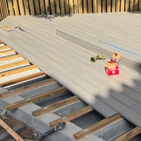 Planche de terrasse composite co-extrudée pour extérieur, design WPC pour terrasse et jardin