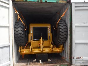 Niveleuses de haute qualité Lutong PY180C moteur Cummins avec composants de base de boîte de vitesses de pompe à cylindre hydraulique Changjiang à vendre - Product Image 6