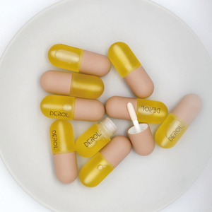 Venta al por mayor, cuidado de <span class=keywords><strong>DEROL</strong></span> Natural, creación de Plumper labial Sexy, Mini cápsula hidratante, paquete de suero para el cuidado de los labios - Product Image 4