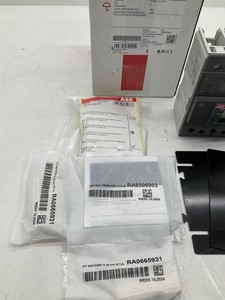Interruptor Automático Tmax 150A 3P 480V para PLC SACE TMAX XT3NU3150AFF000XXX - Product Image 1