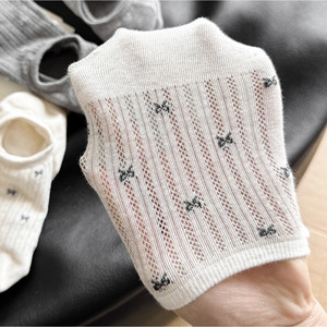 Invisible Seamless Thin <b>Socks</b> With Bow Pattern <b>Breathable</b> Women's Short <b>Socks</b> For Spring Summer Wear - Product Image 1